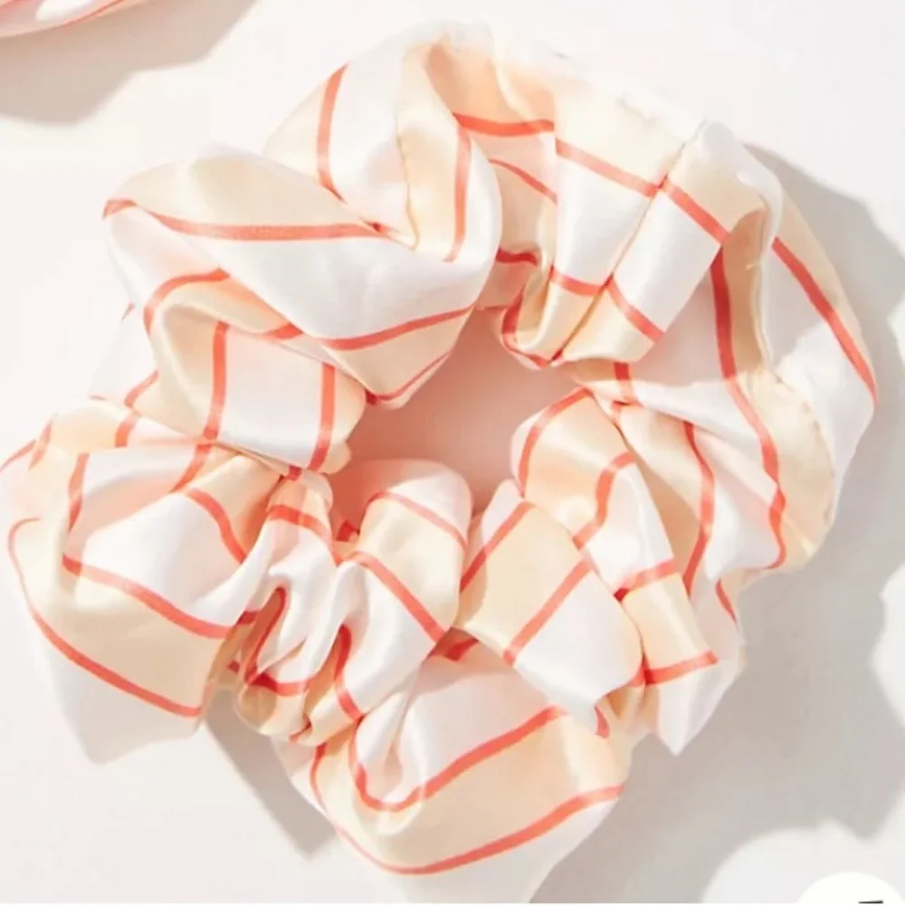 Anthropologie Printed Headband & Scrunchies Set